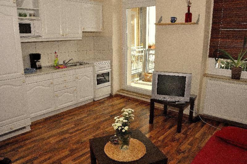 3-Raum-Fewo-Dresden-Zentrum-Balkon-Blick-Auf-Altstadt-L10 Luaran gambar